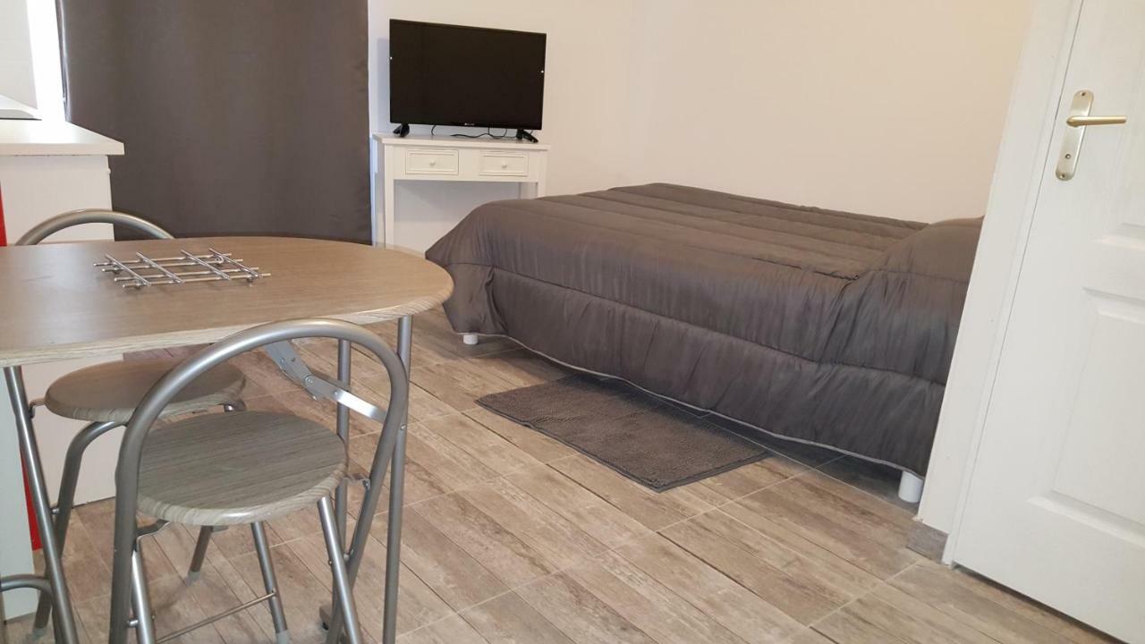 Appartement Carnus โรเดซ ภายนอก รูปภาพ